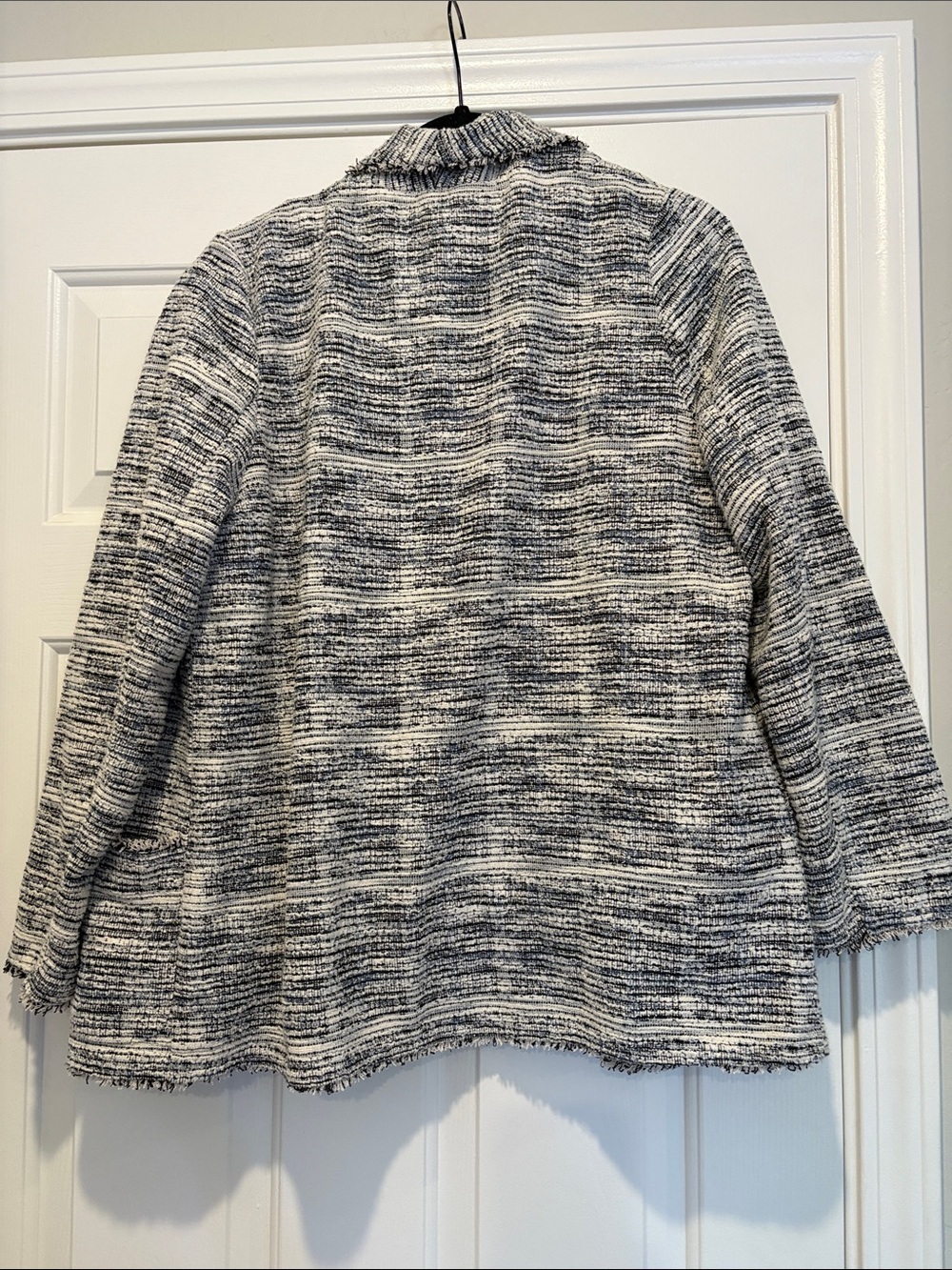 2 piece set Max Studio Navy & White Bouclé Open Jacket with matching sleeves top - Picture 3 of 7